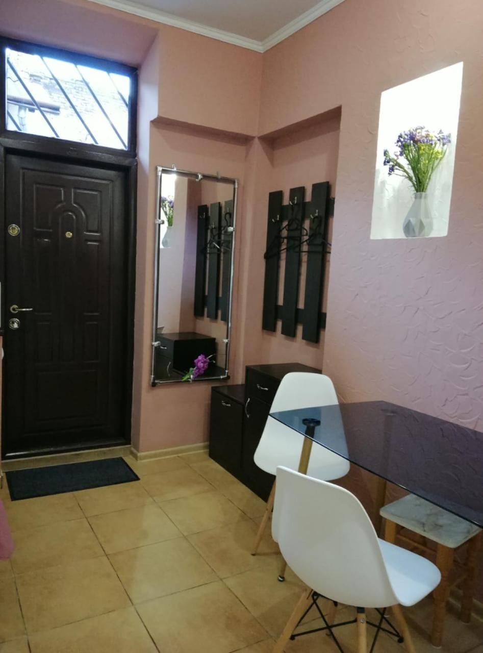 Куліша 41, Помешкання В Центрі Біля Тц Форум Daire Lviv Dış mekan fotoğraf